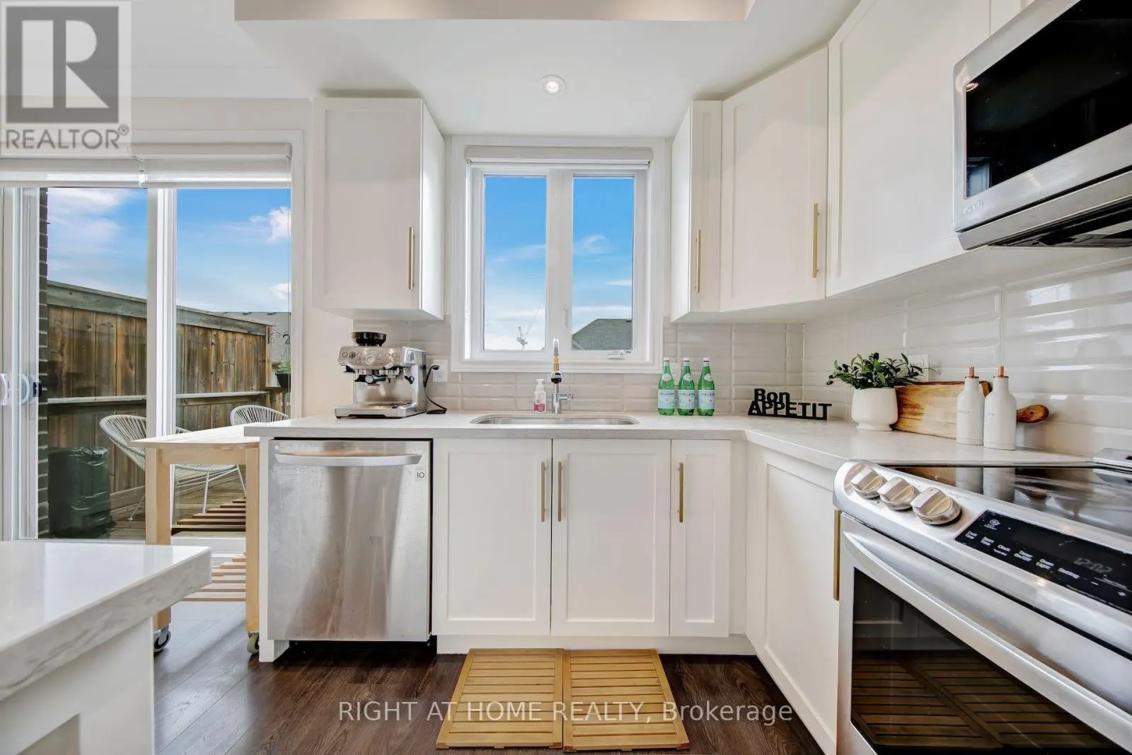 408 BELCOURT COMMON