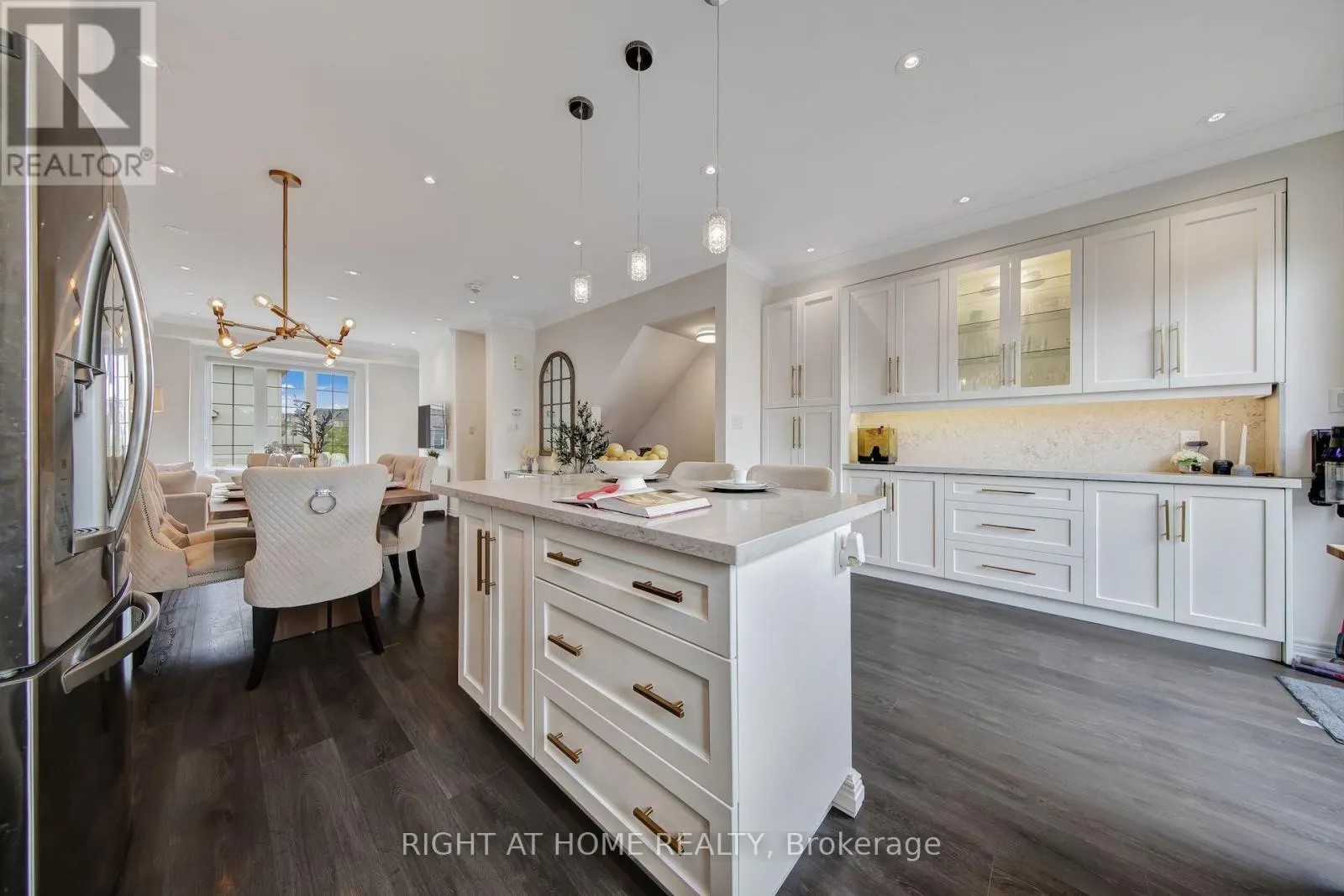 408 BELCOURT COMMON