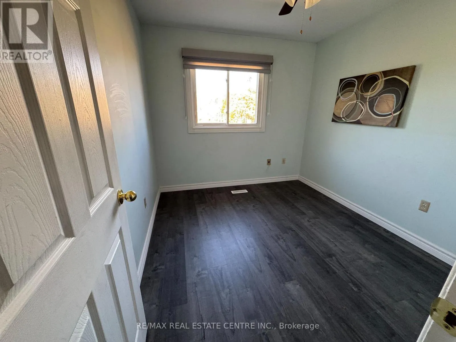 12 - 2825 GANANOQUE DRIVE