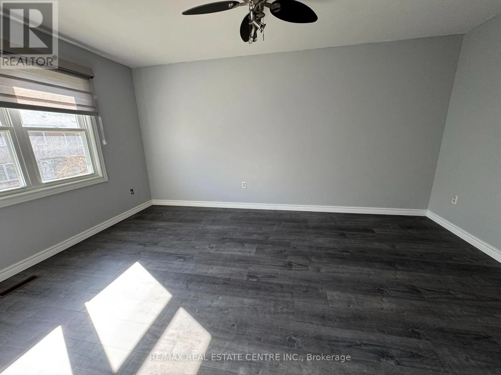 12 - 2825 GANANOQUE DRIVE