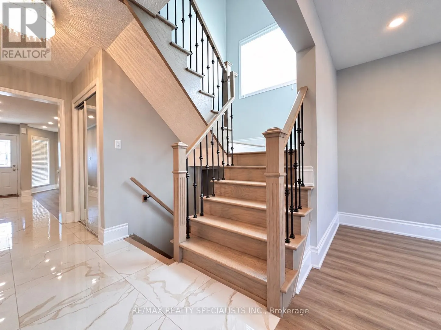 UPPER - 1061 CLARK BOULEVARD