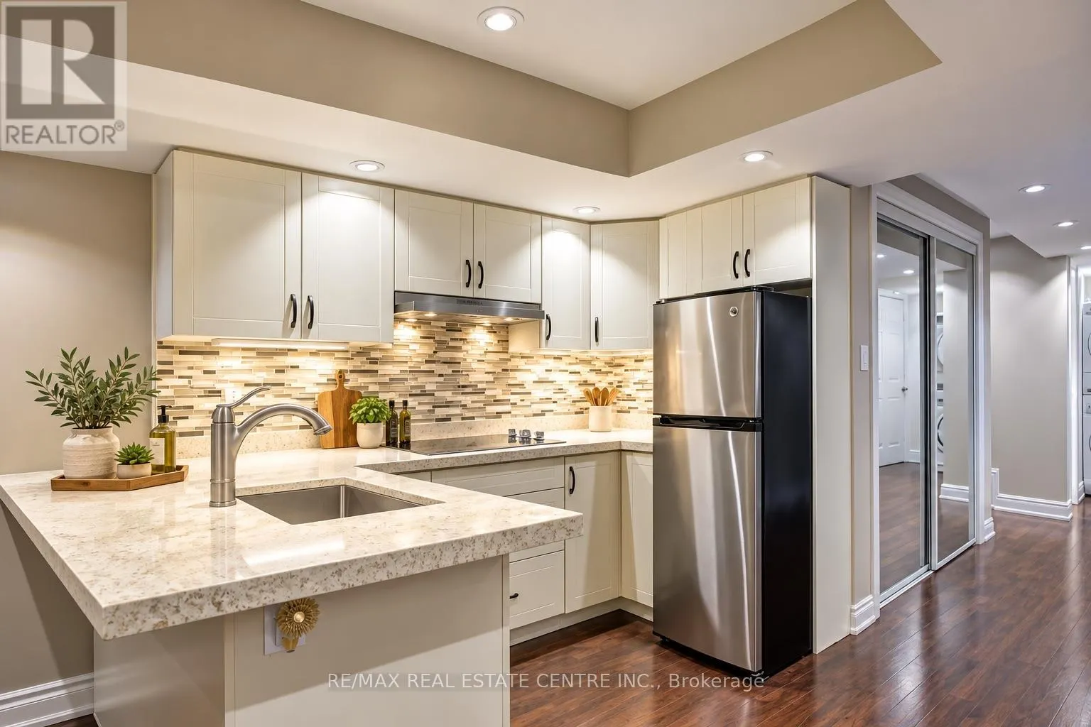 (LOWER) - 6393 SEAVER ROAD