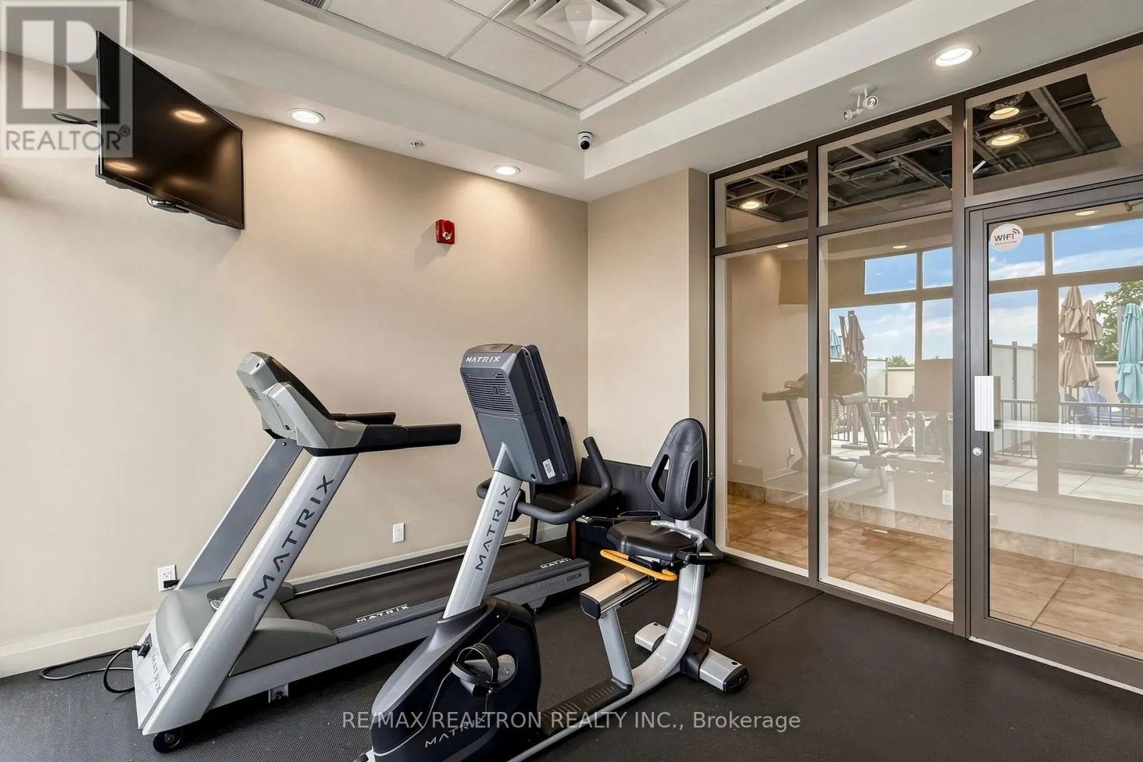 201 - 205 LAKESHORE ROAD W