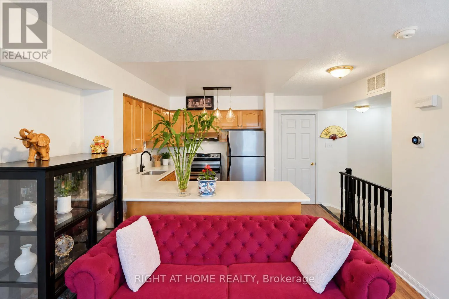 2095 - 55 GEORGE APPLETON WAY