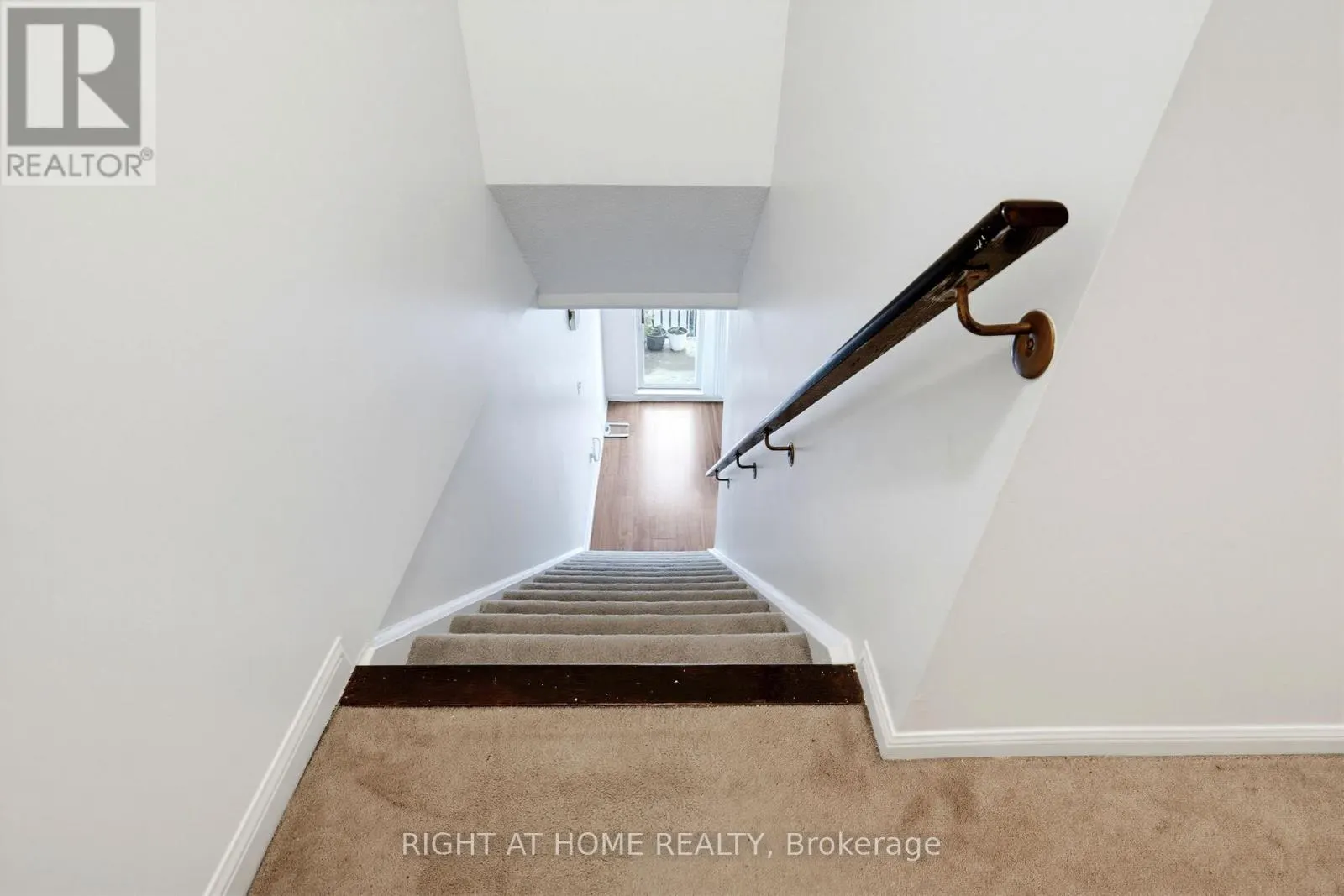 2095 - 55 GEORGE APPLETON WAY