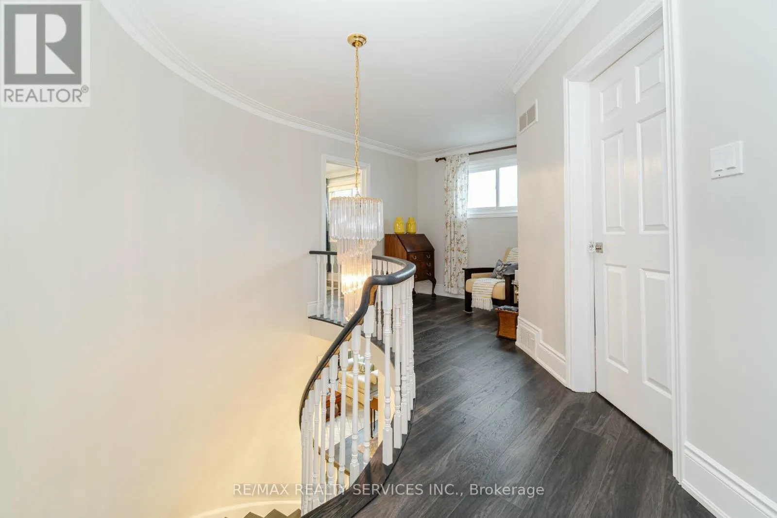 15 PINE RIDGE LANE