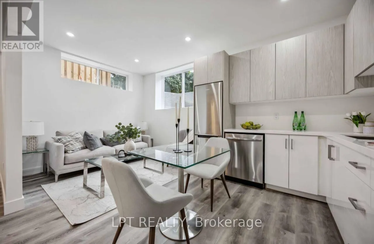 3 - 19 HATFIELD CRESCENT