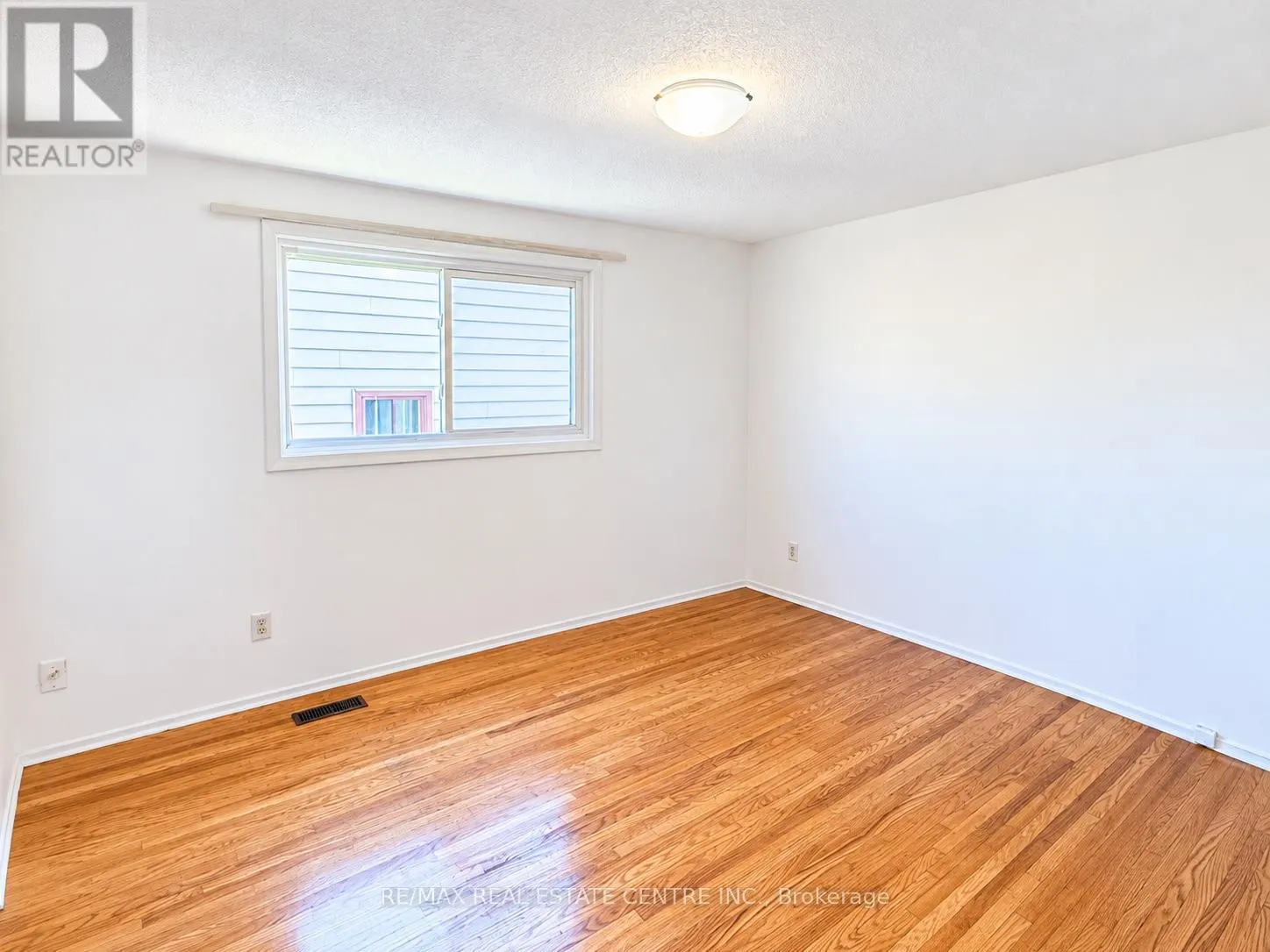 3722 ELLENGALE DRIVE
