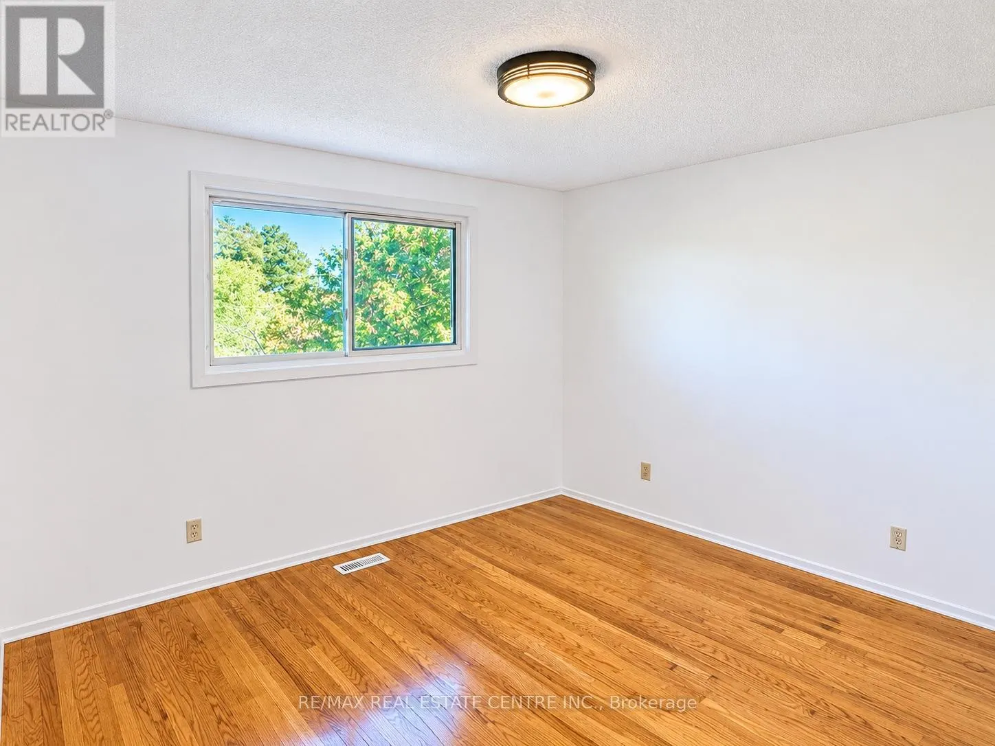 3722 ELLENGALE DRIVE