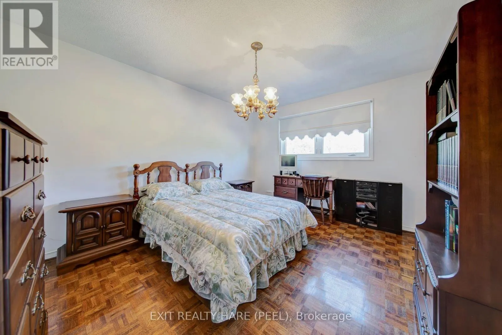 45 MOSSBANK DRIVE