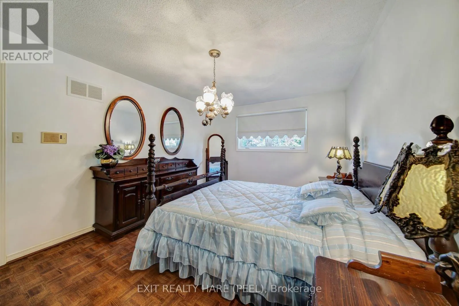 45 MOSSBANK DRIVE