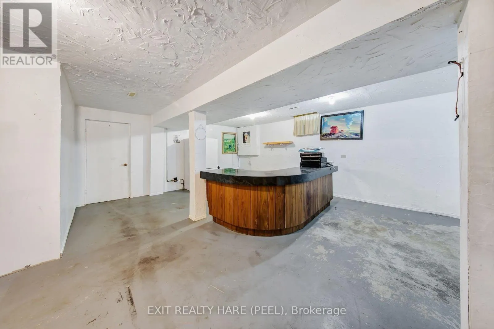 45 MOSSBANK DRIVE