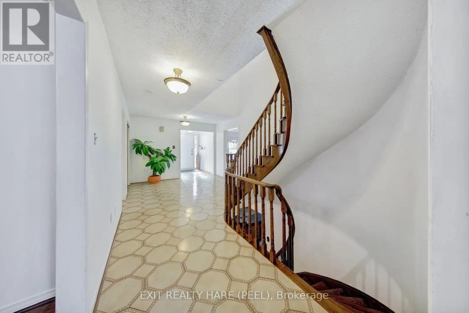 45 MOSSBANK DRIVE