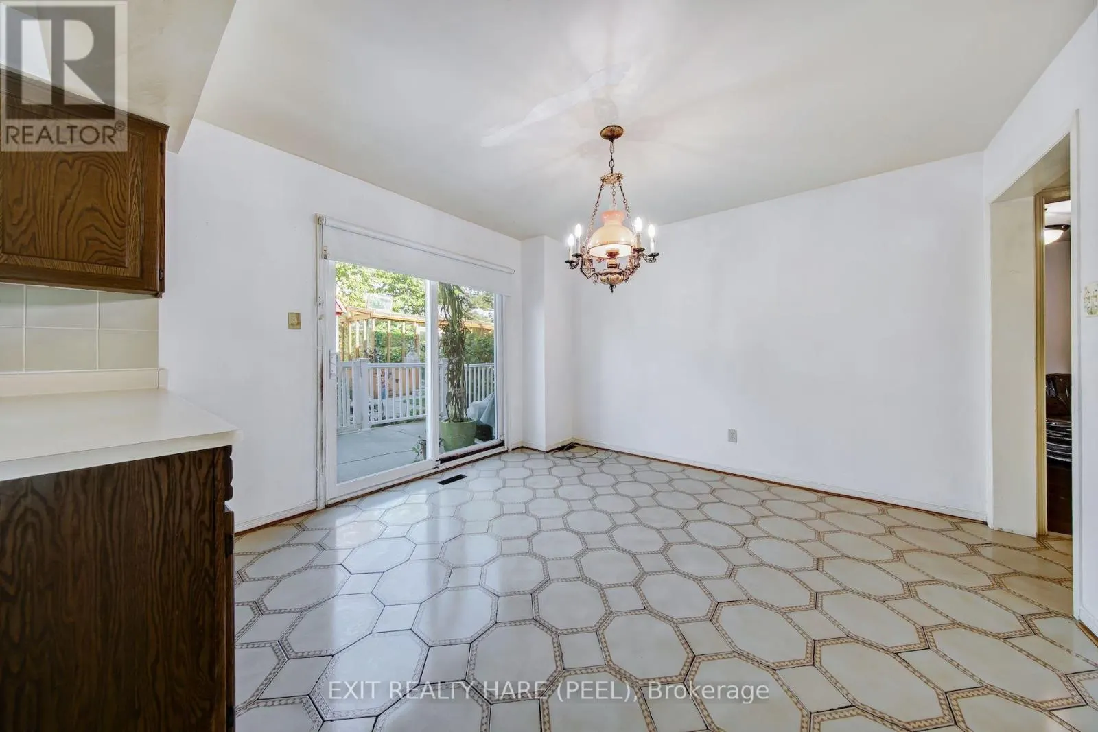 45 MOSSBANK DRIVE