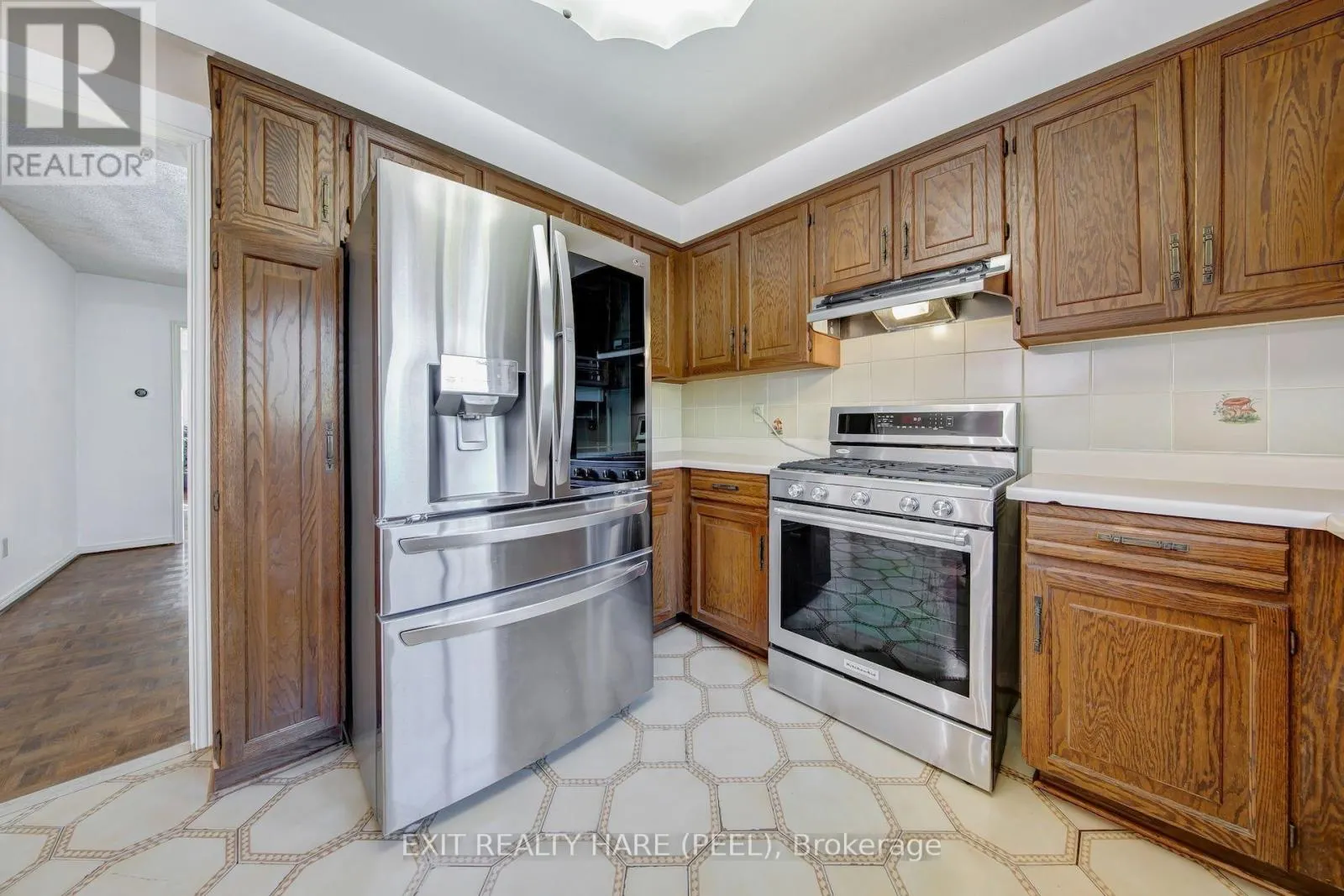 45 MOSSBANK DRIVE