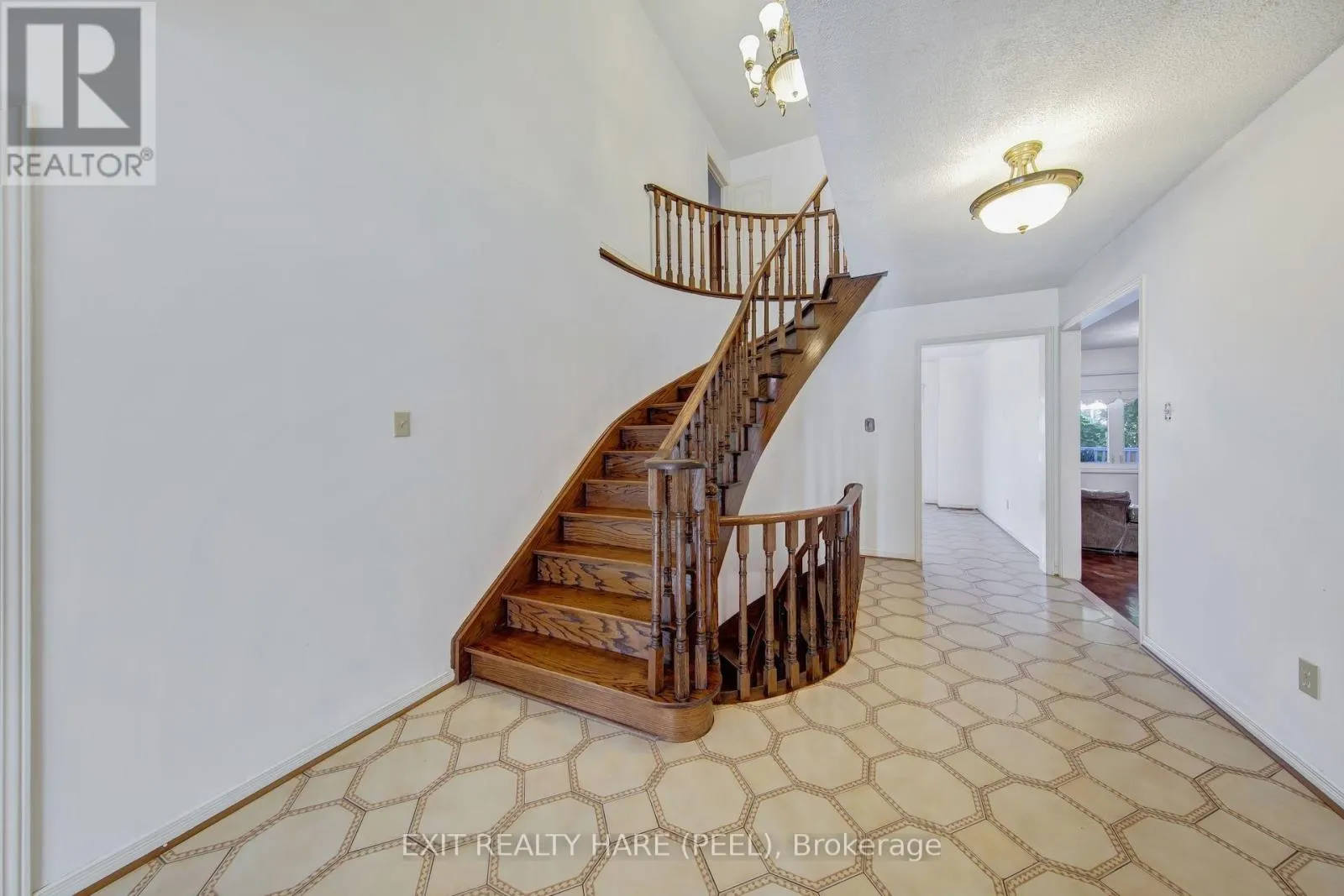 45 MOSSBANK DRIVE