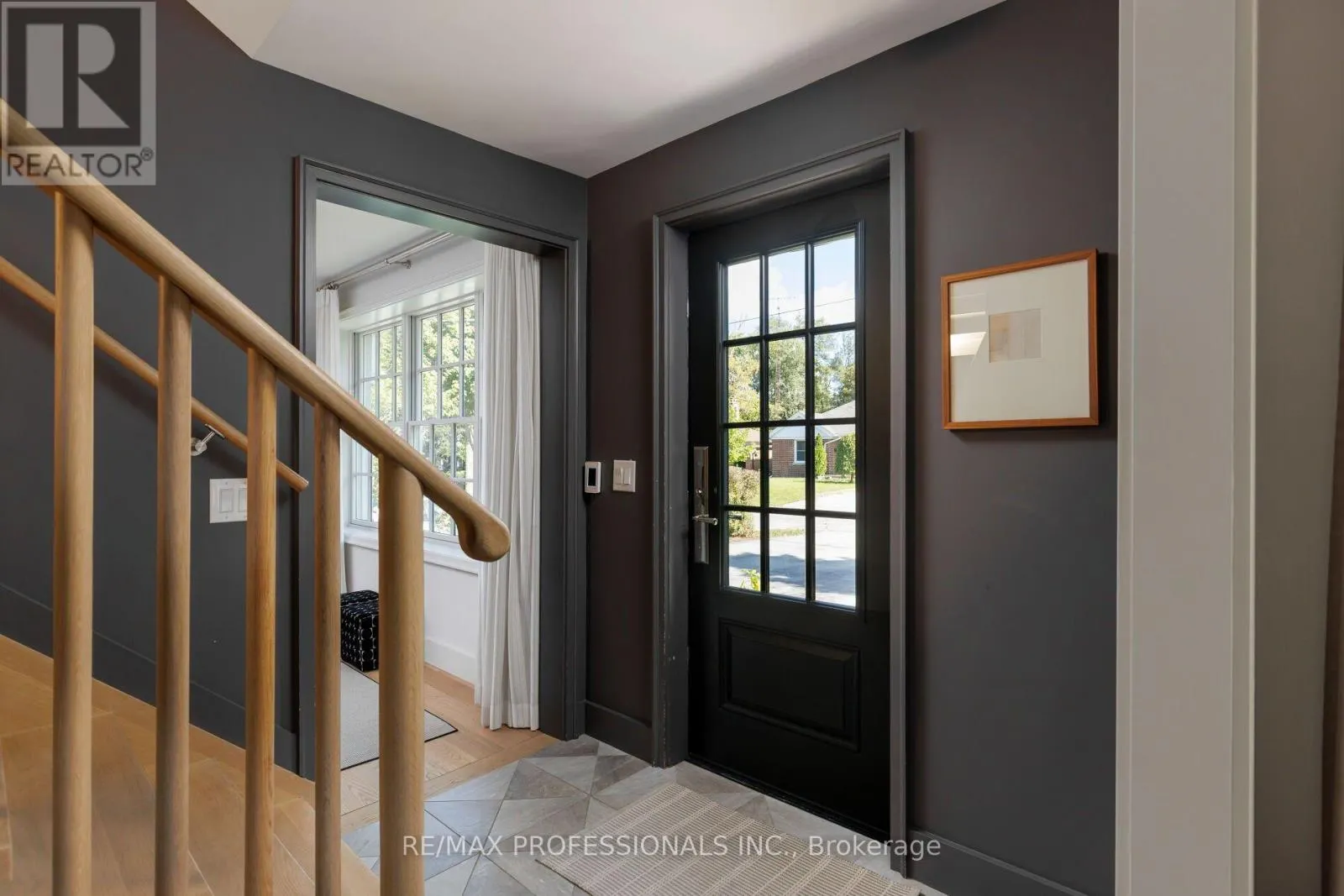 8 GLENN MURRAY DRIVE