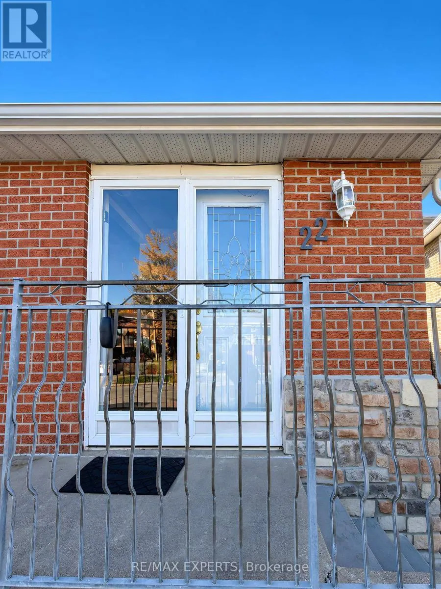 22 RITA DRIVE