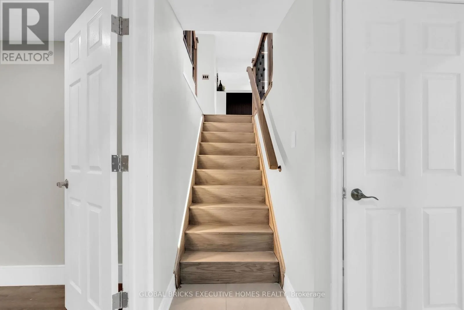 2169 BONFIELD COURT