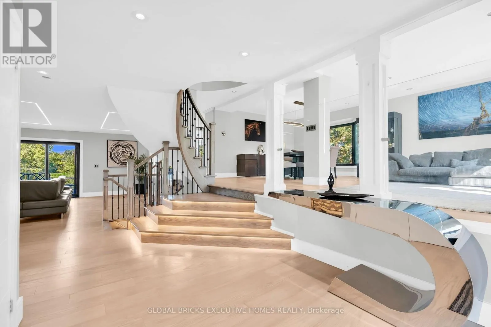 2169 BONFIELD COURT