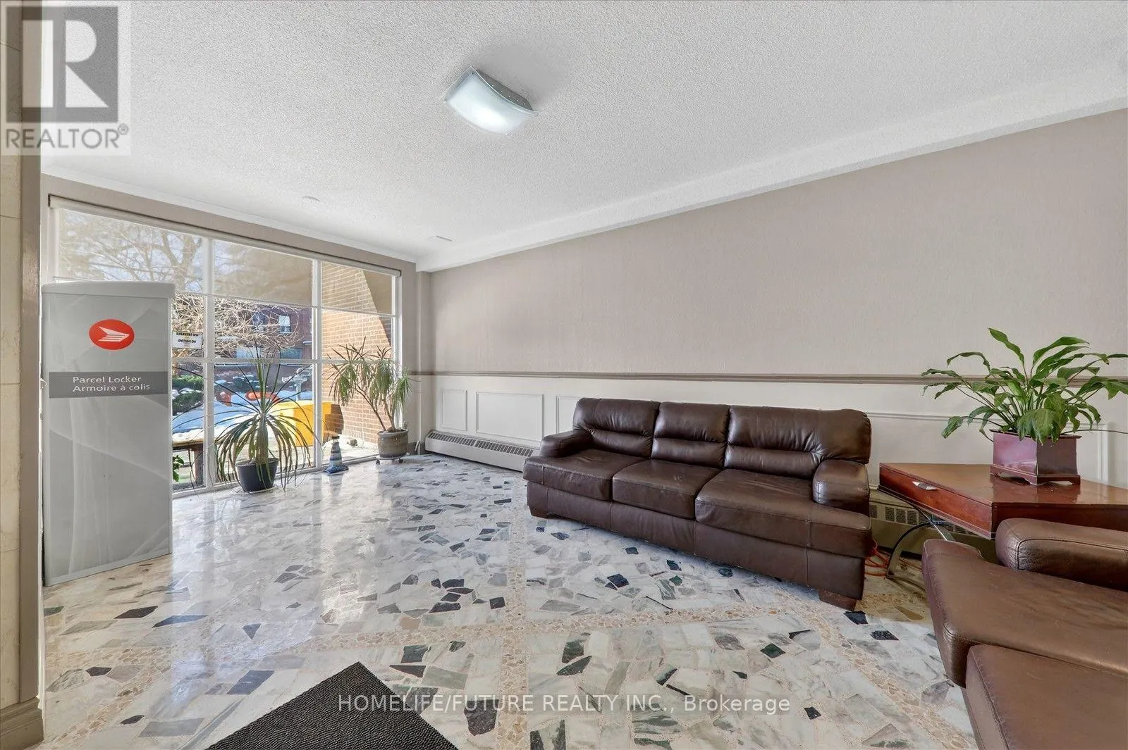 704 - 15 ELIZABETH STREET N