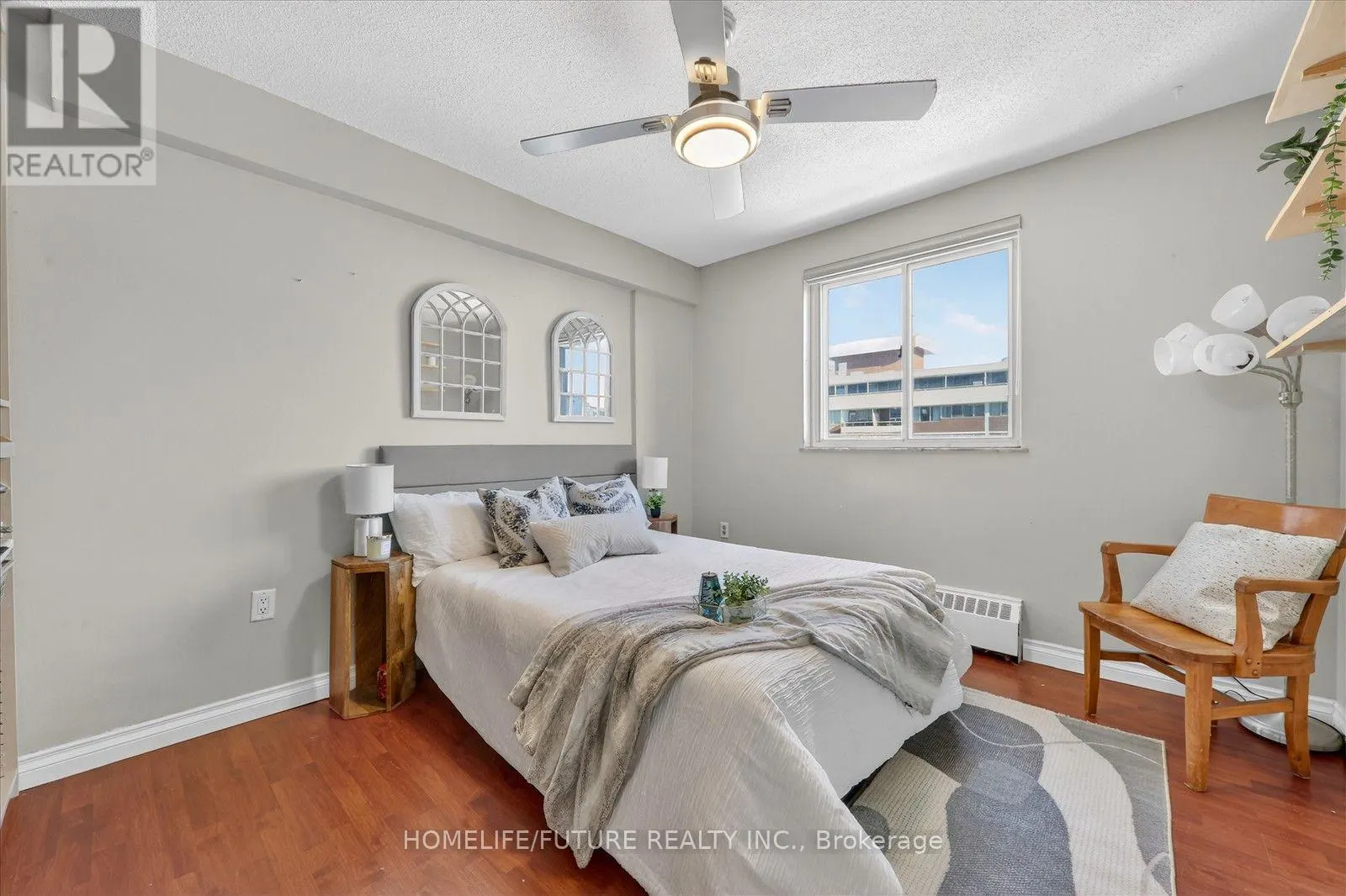 704 - 15 ELIZABETH STREET N