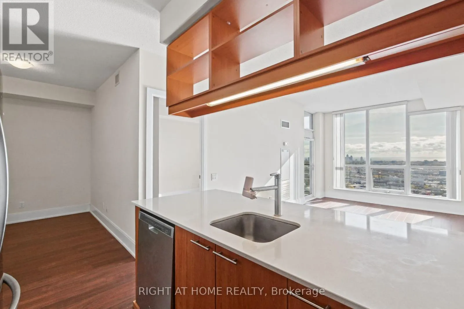 2301 - 15 VIKING LANE