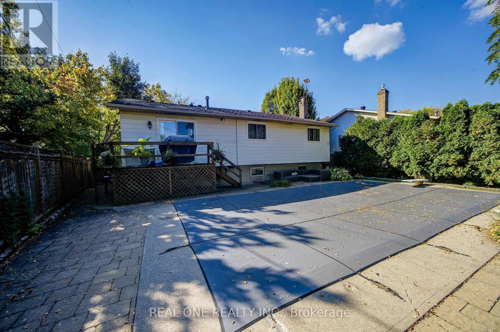 401 SWINBURNE ROAD