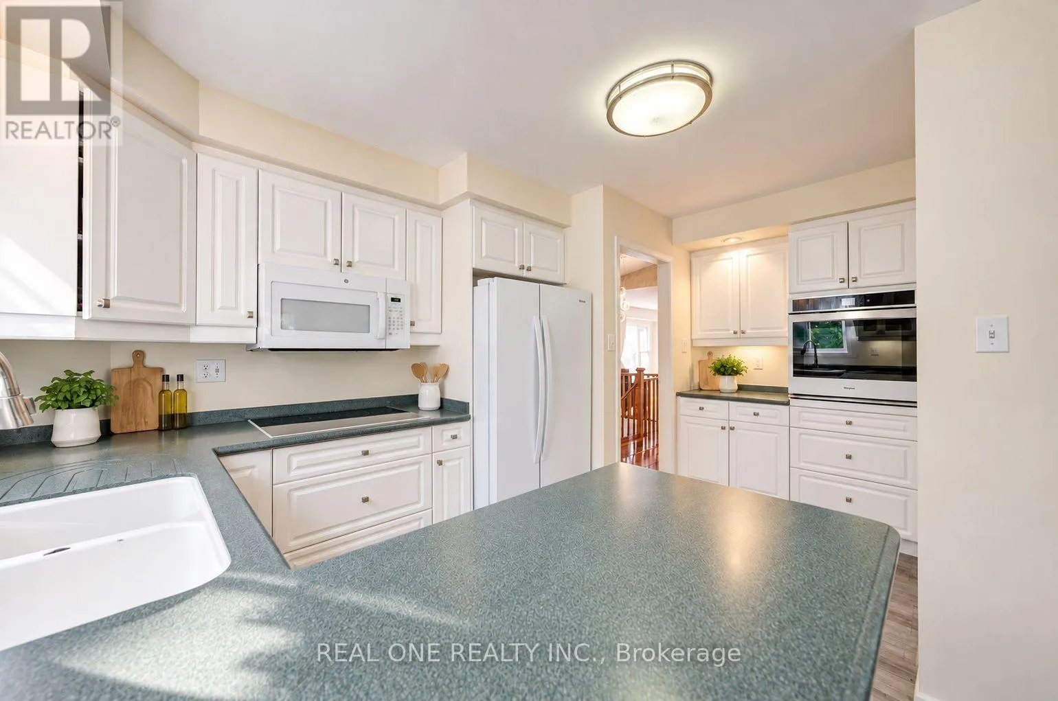 401 SWINBURNE ROAD