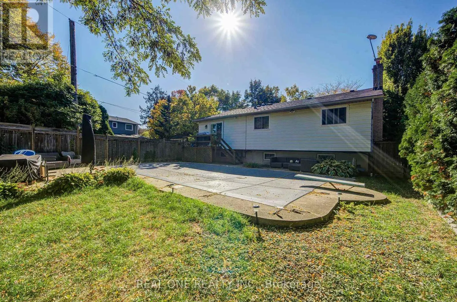 401 SWINBURNE ROAD