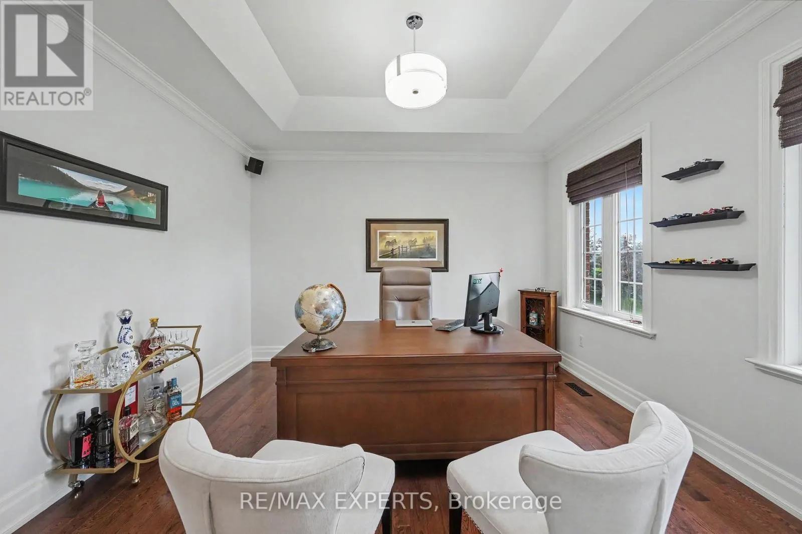 4 WOODLOT COURT