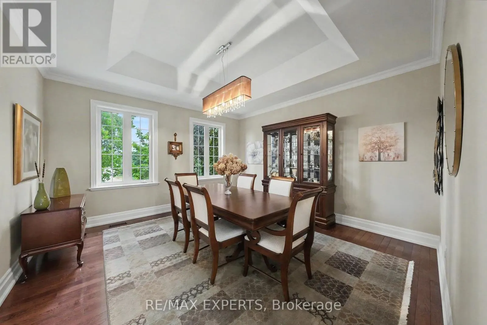 4 WOODLOT COURT