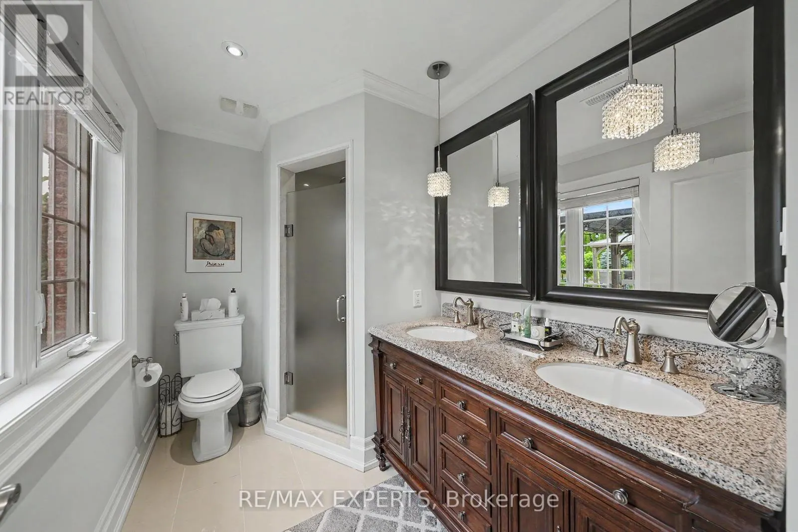 4 WOODLOT COURT