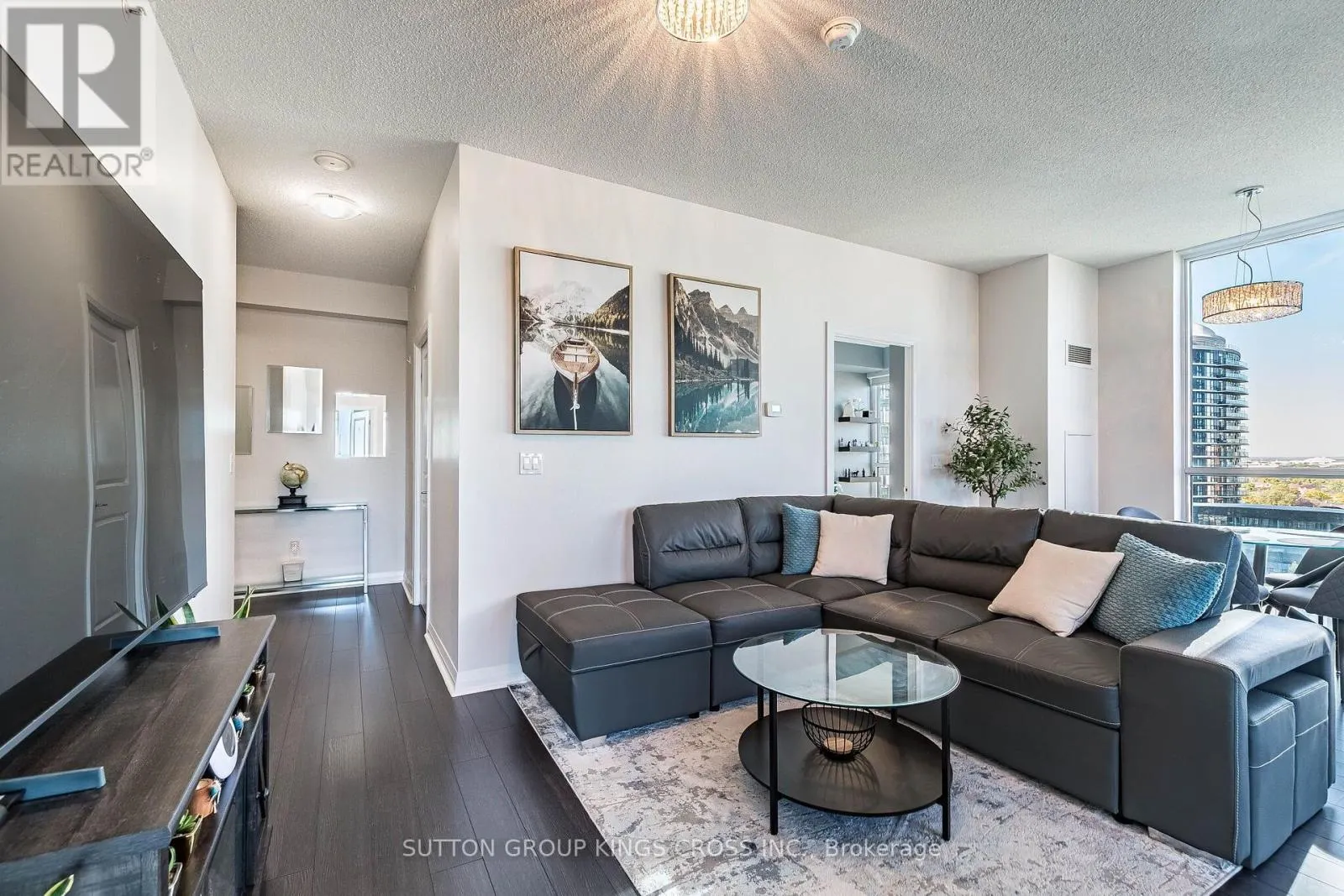 904 - 55 EGLINTON AVENUE W