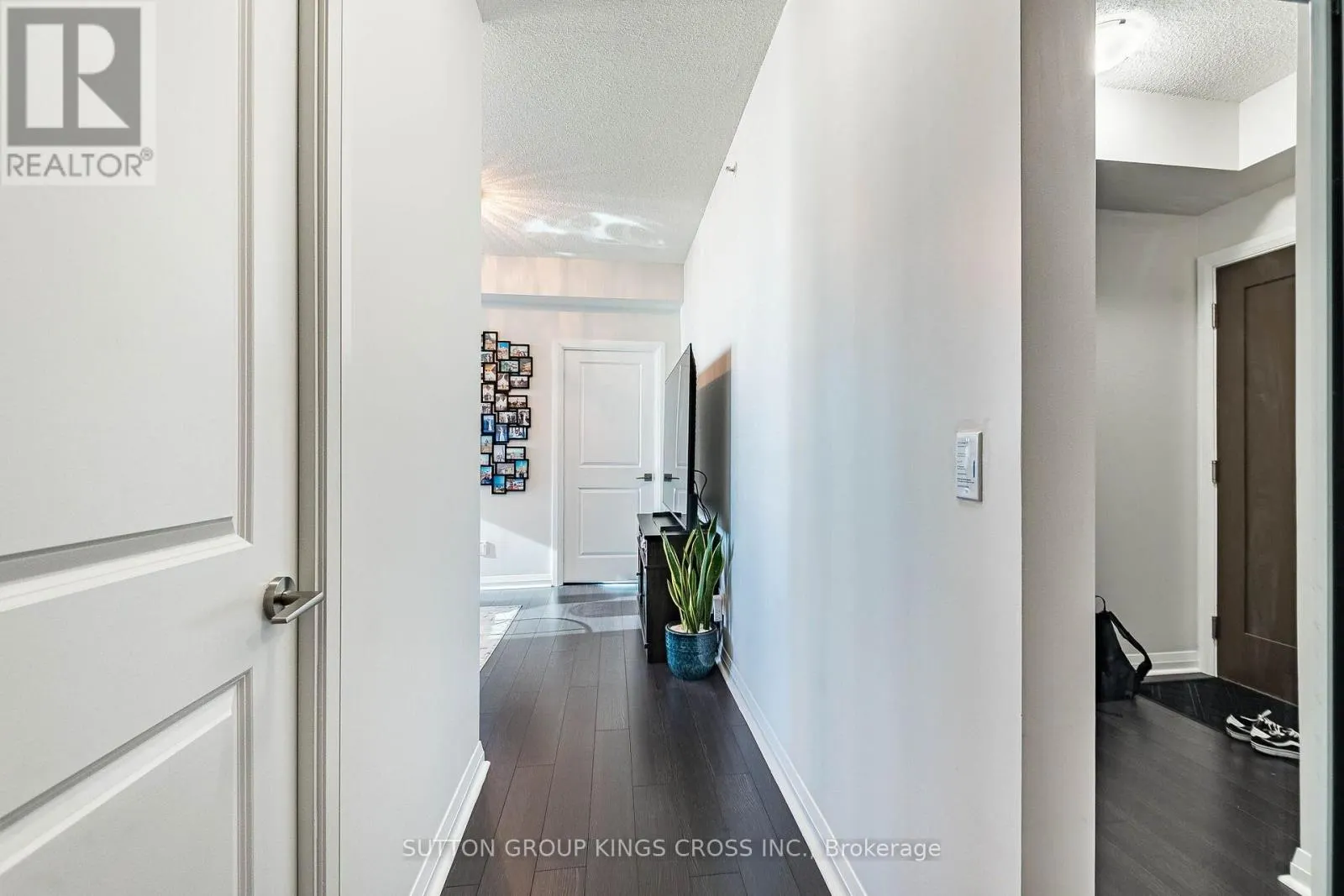 904 - 55 EGLINTON AVENUE W