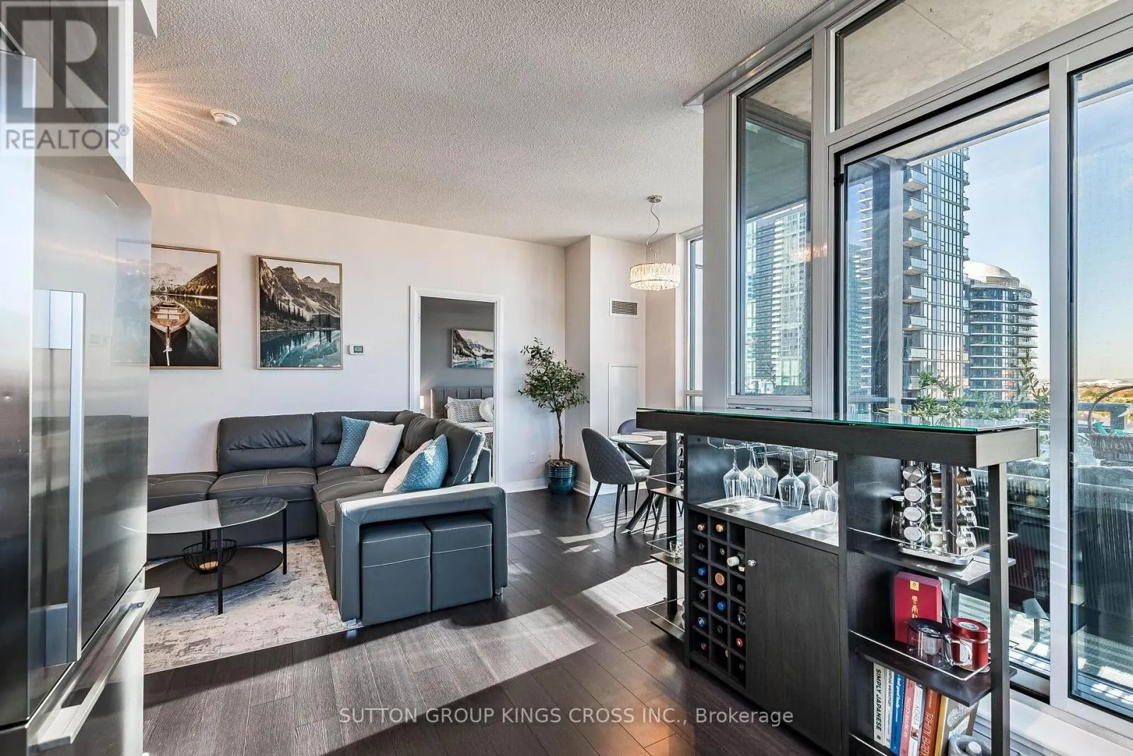904 - 55 EGLINTON AVENUE W