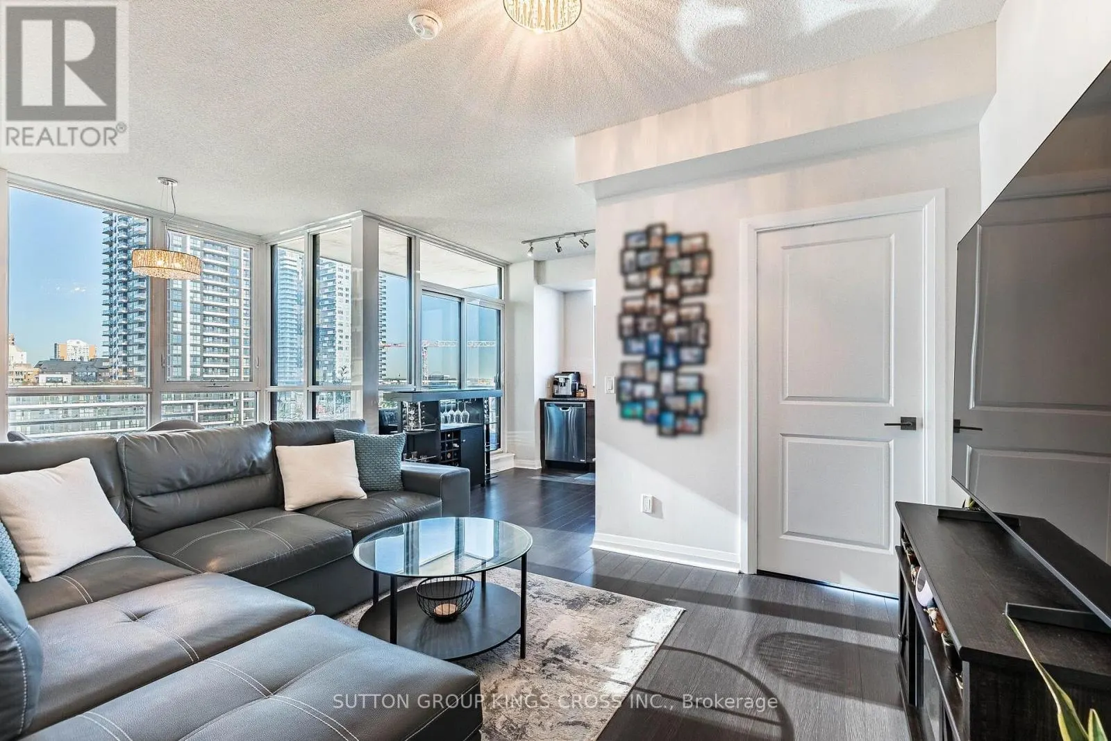 904 - 55 EGLINTON AVENUE W