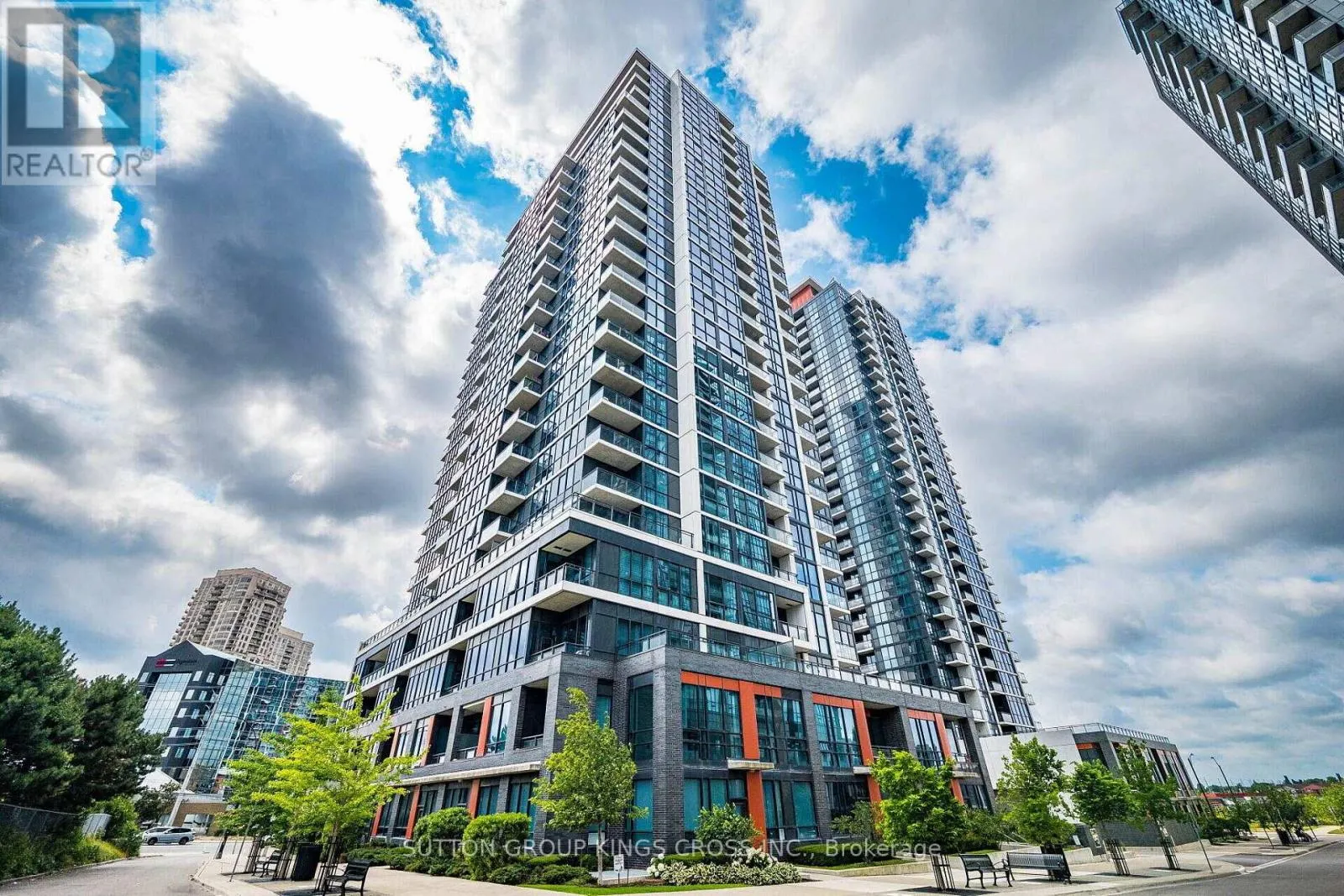 904 - 55 EGLINTON AVENUE W