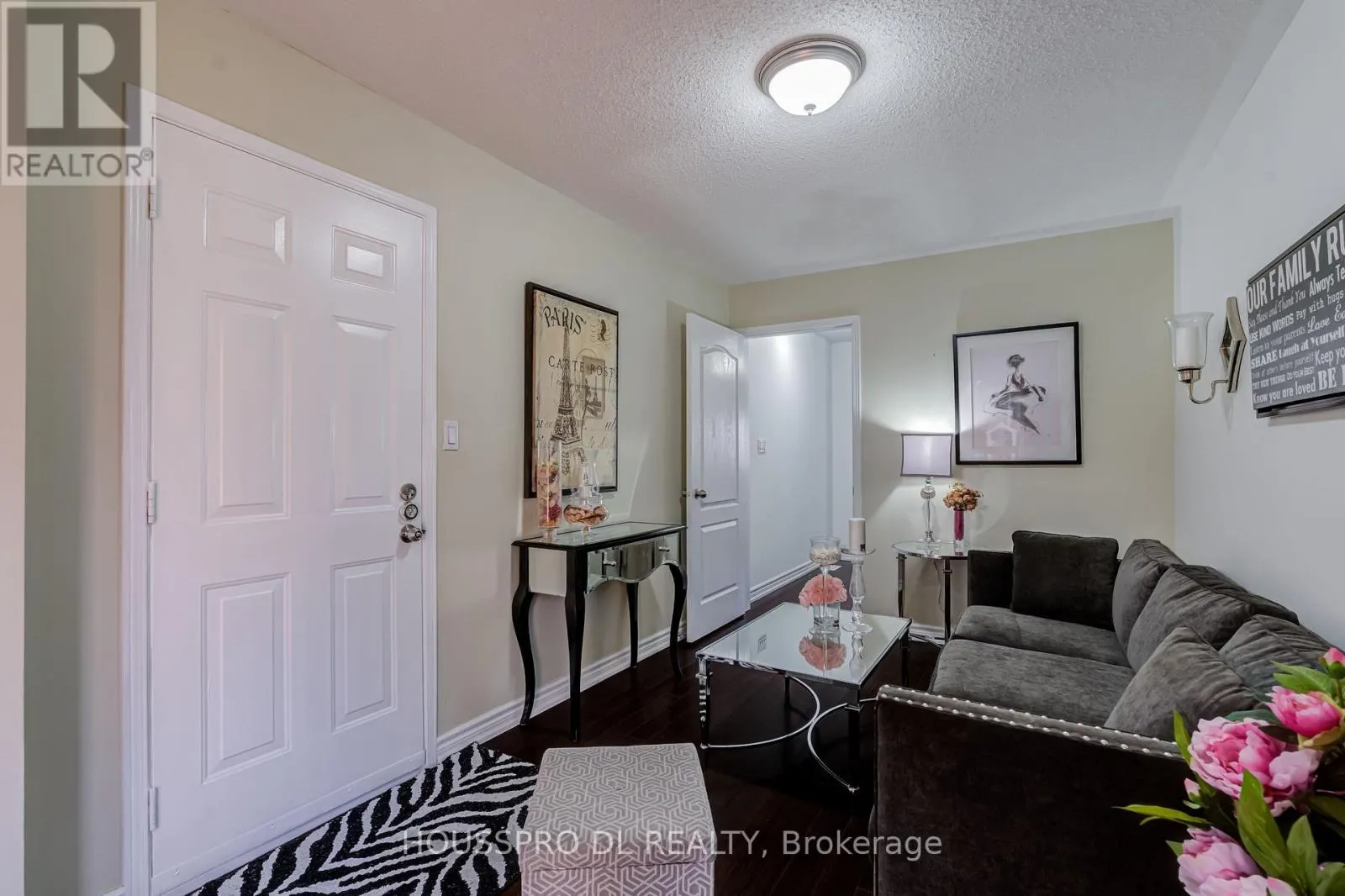 12 - 619 EVANS AVENUE