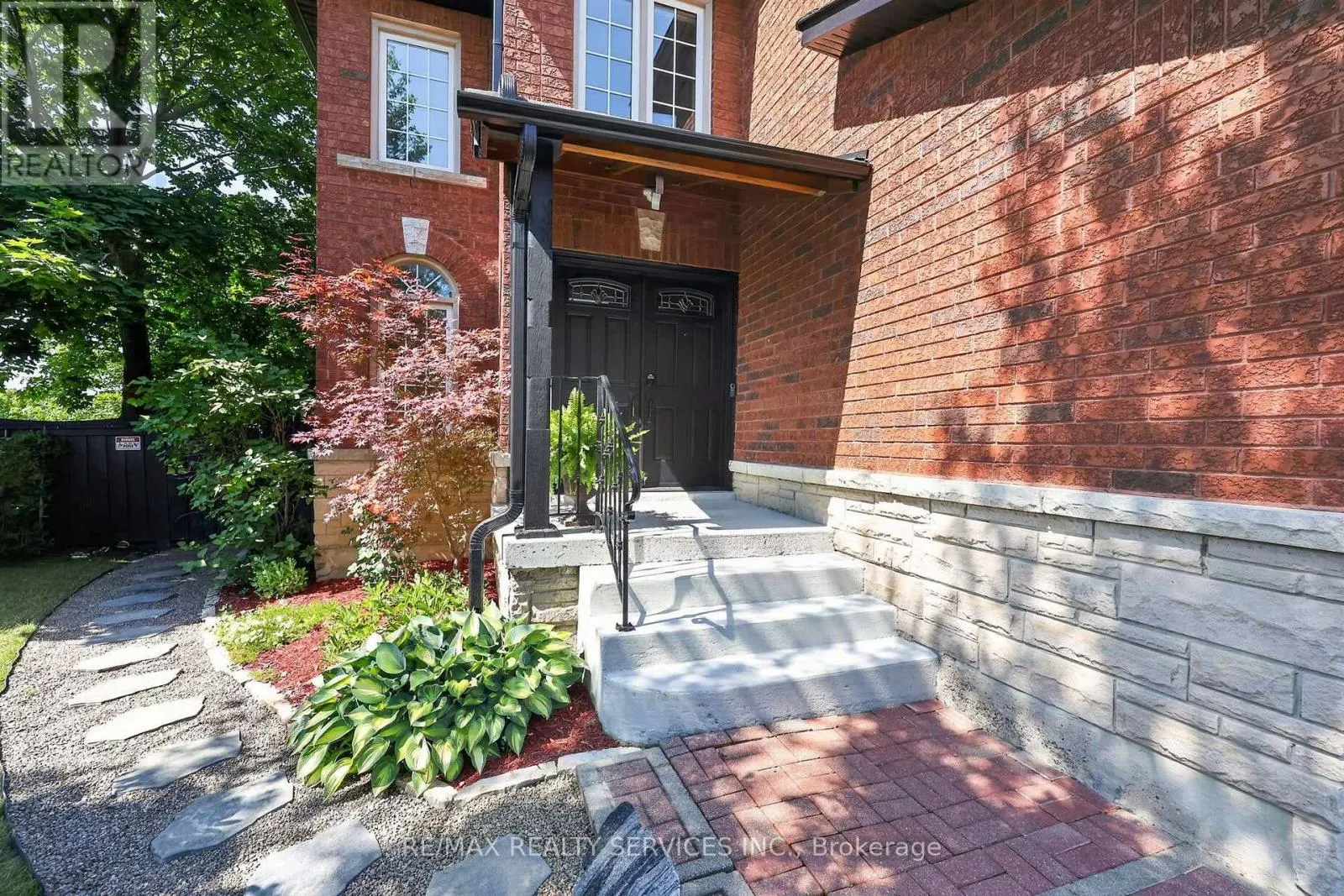 1 PLUMMER ROAD