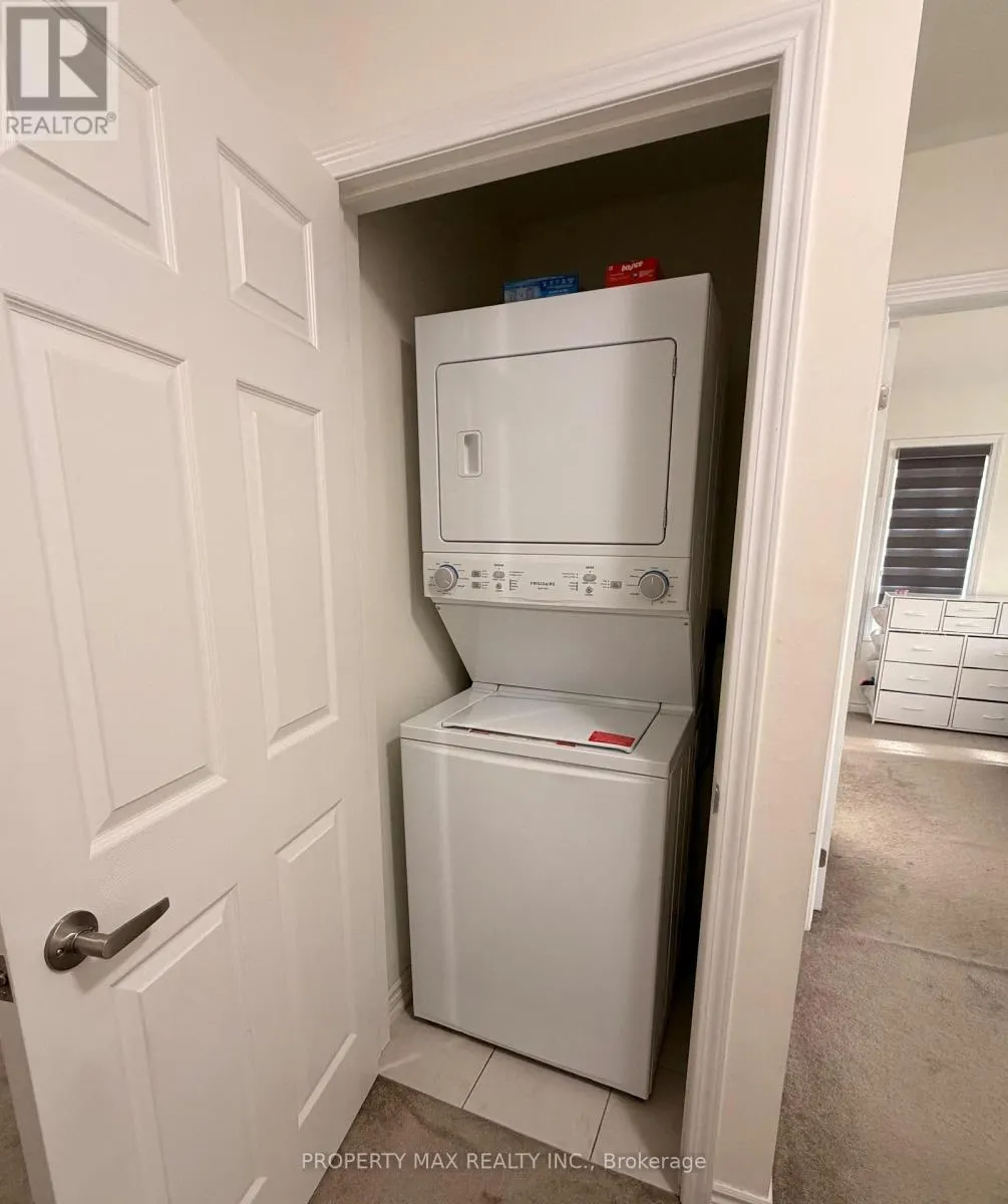 12 - 240 LAGERFELD DRIVE