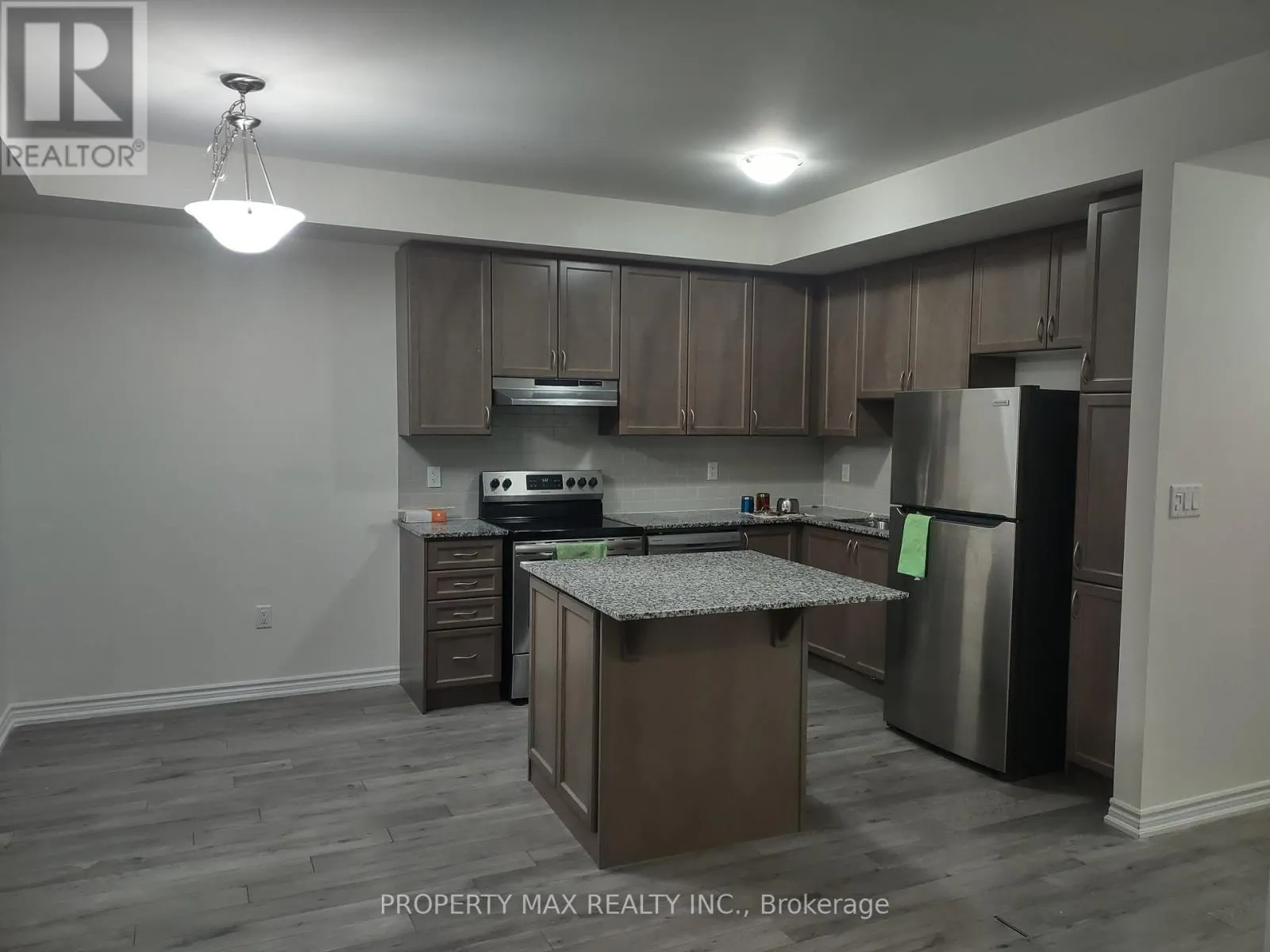 12 - 240 LAGERFELD DRIVE