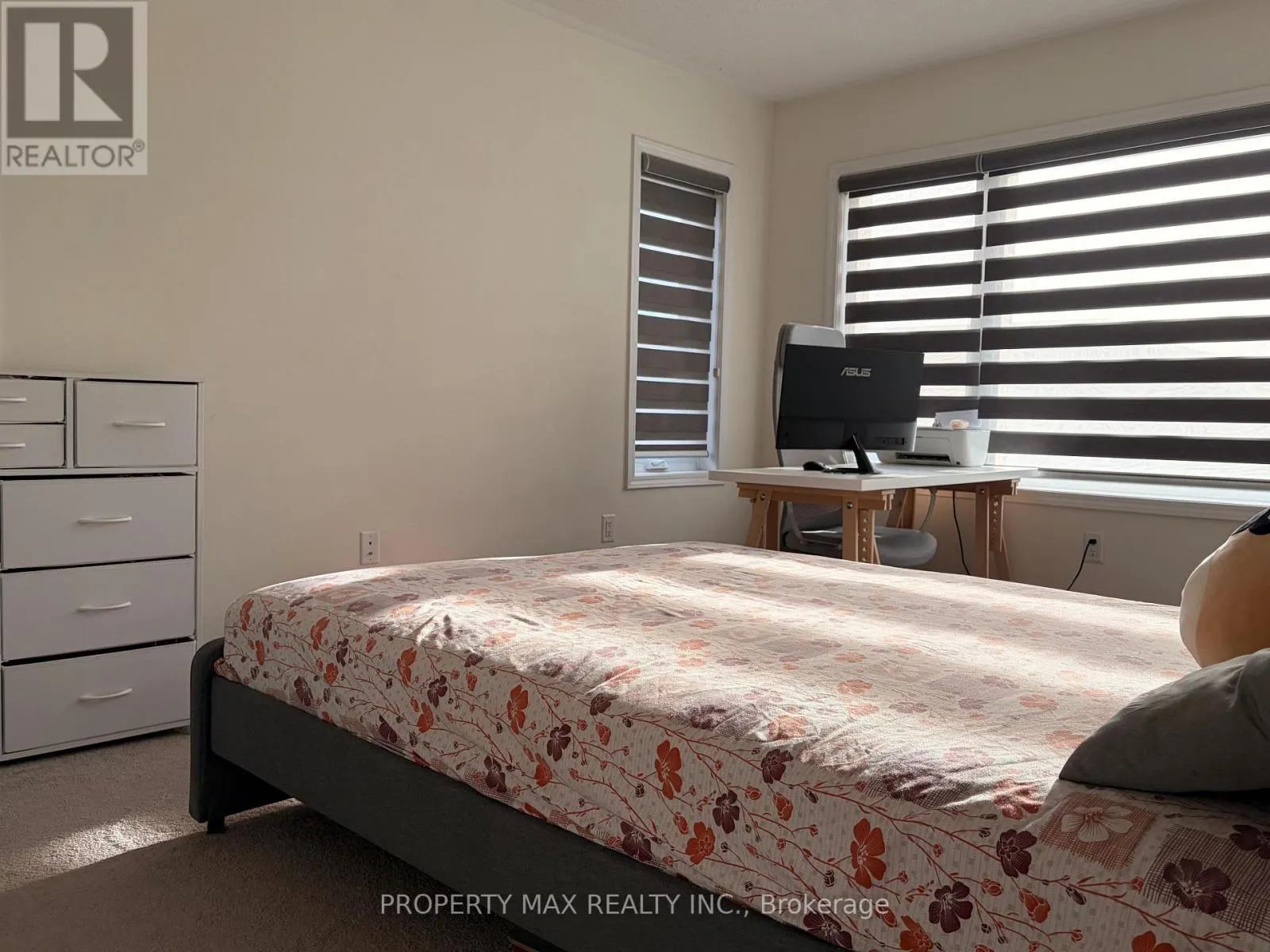 12 - 240 LAGERFELD DRIVE