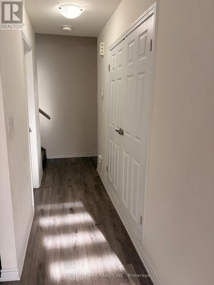12 - 240 LAGERFELD DRIVE