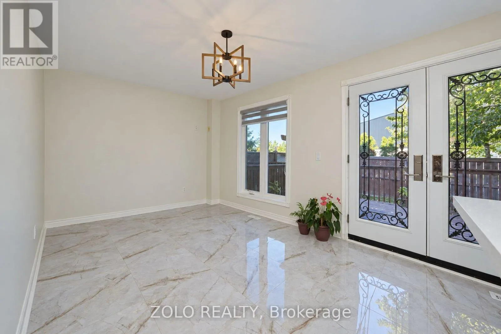 30 MORNINGDEW CRESCENT