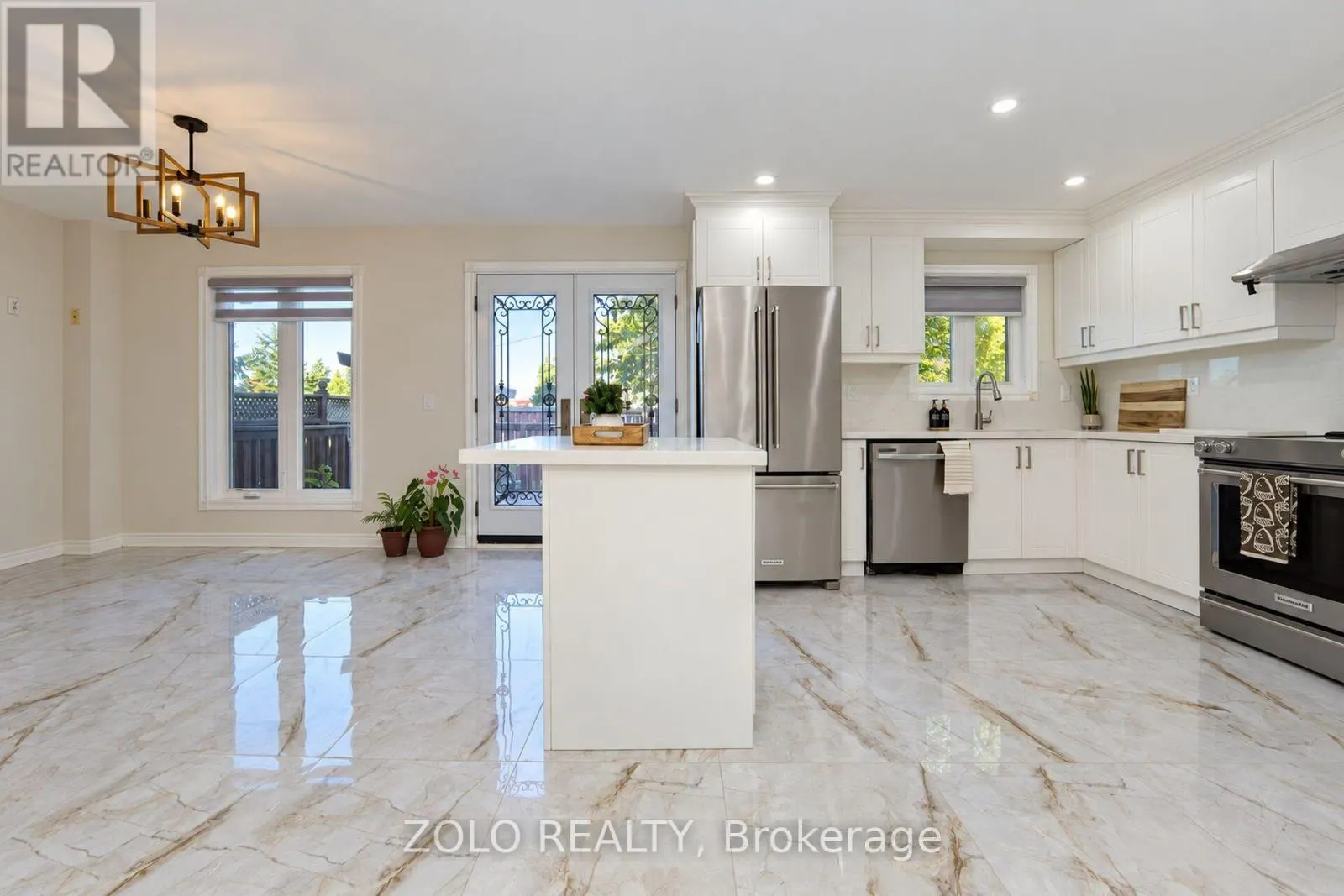 30 MORNINGDEW CRESCENT