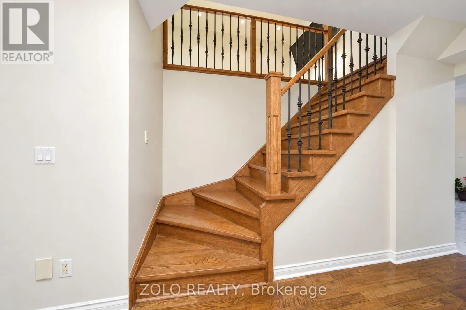 30 MORNINGDEW CRESCENT