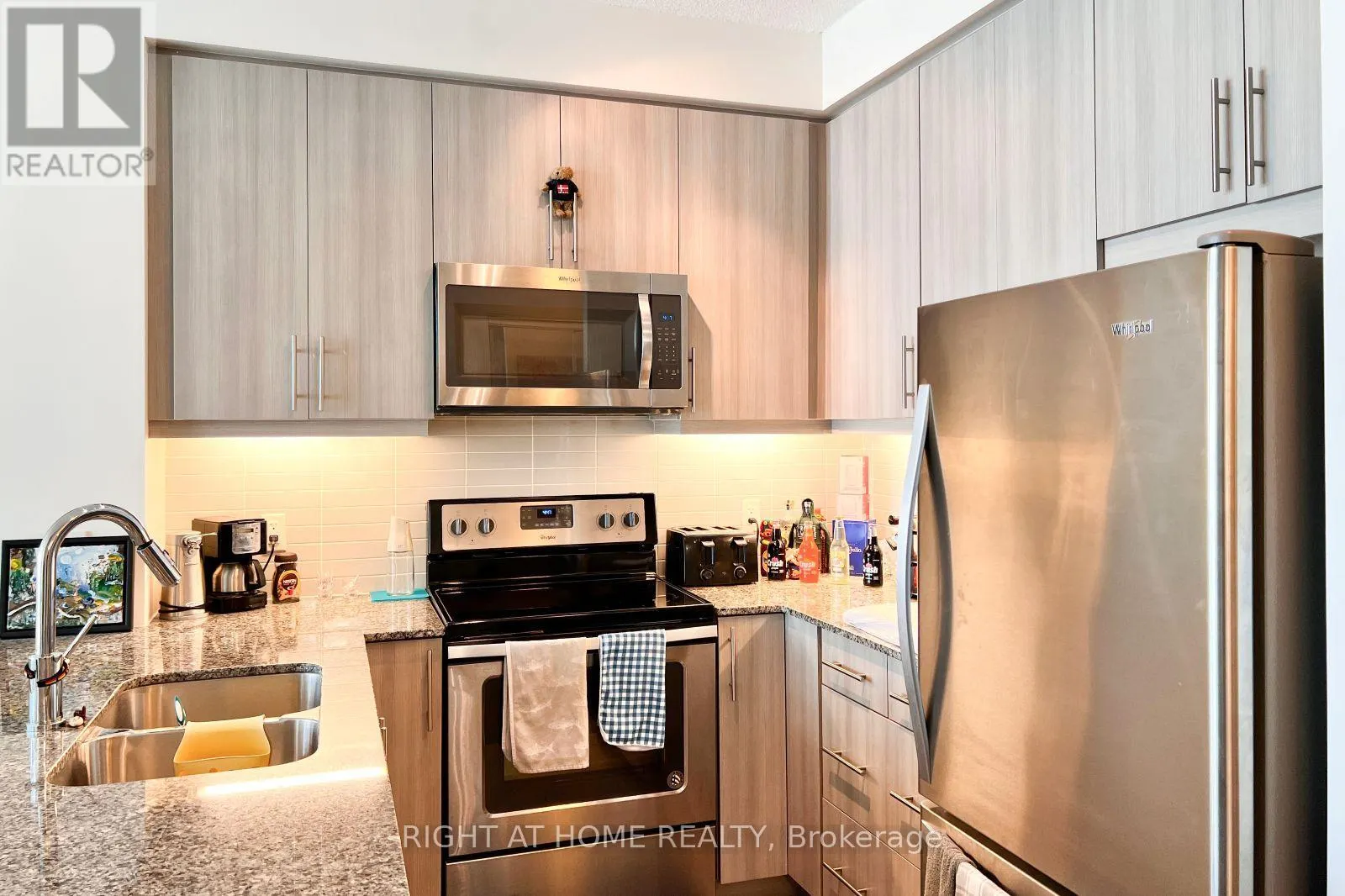 710 - 3975 GRAND PARK DRIVE