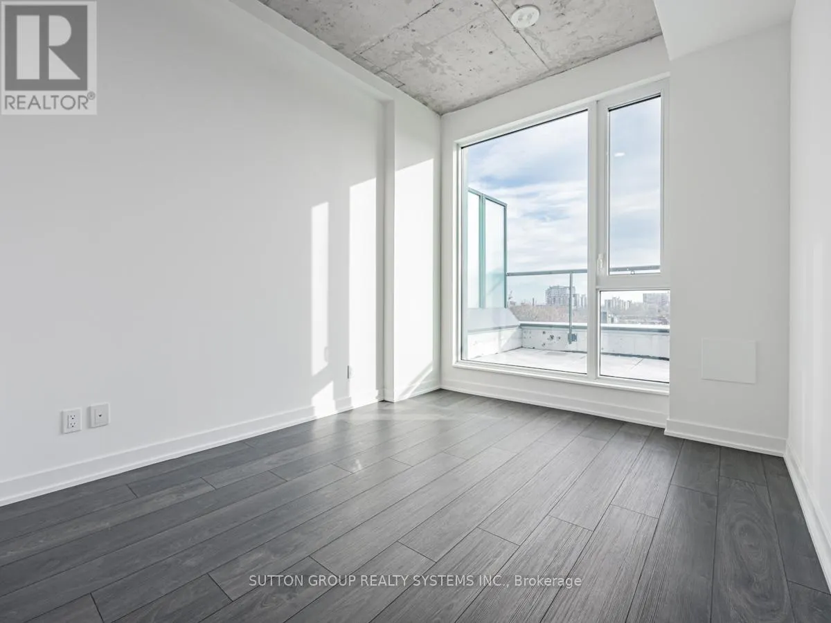 707 - 57 BROCK AVENUE