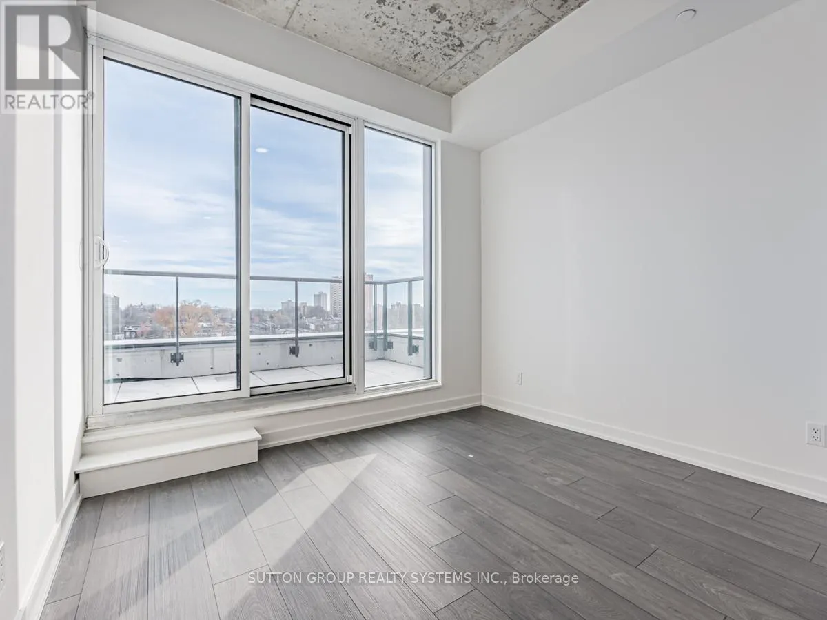 707 - 57 BROCK AVENUE